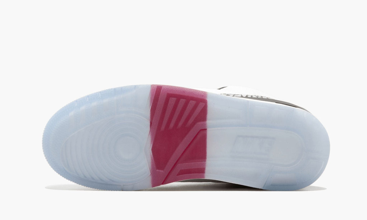 "Dunk Contest/Free Throw Line" Air Jordan 3 Retro NRG Sneakers - product image from the listing.
