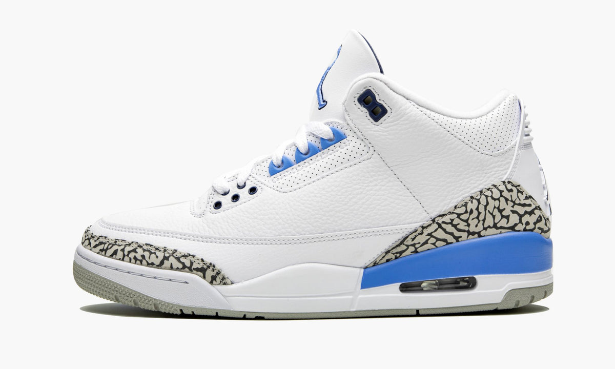UNC Sneakers - Air Jordan 3 Retro - product image from the listing.