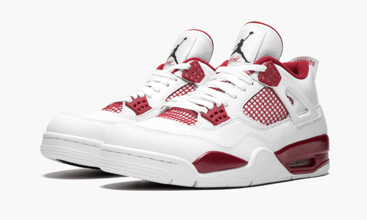 "Alternate" Air Jordan 4 Retro Sneakers - product image from the listing.