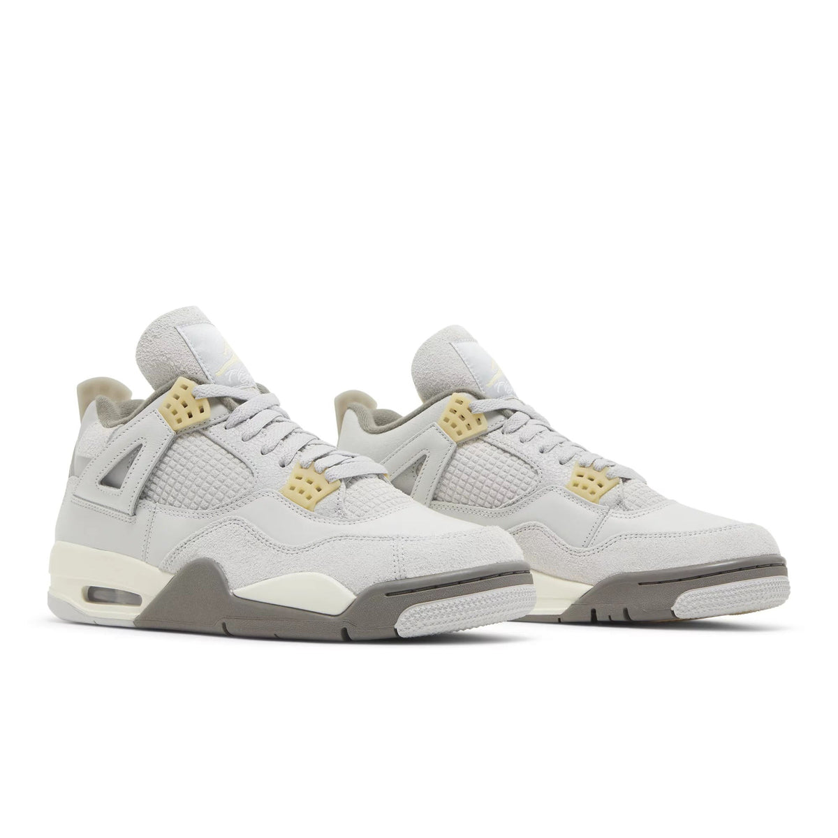 "Craft" Air Jordan 4 Retro SE DV3742-021 Sneakers - product image from the listing.