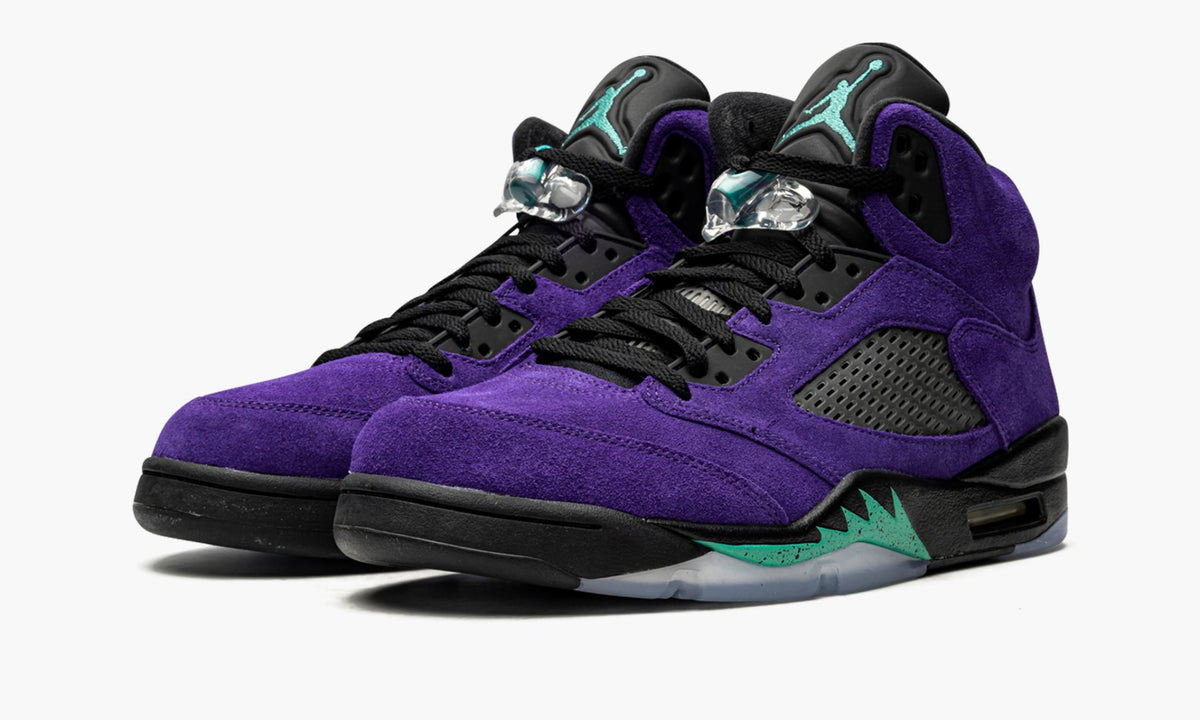 "Alternate Grape" Air Jordan 5 Retro Sneakers - product image from the listing.