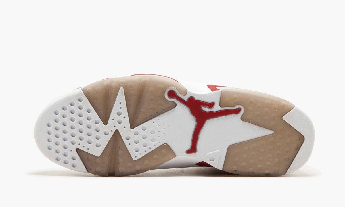 "Alternate" Air Jordan 6 Retro Sneakers - product image from the listing.