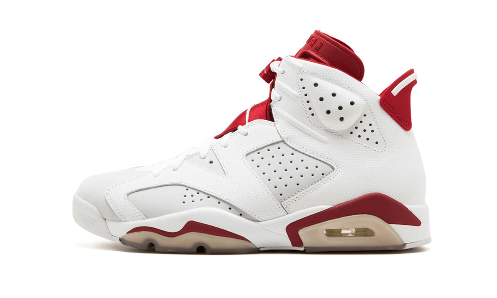"Alternate" Air Jordan 6 Retro Sneakers - product image from the listing.
