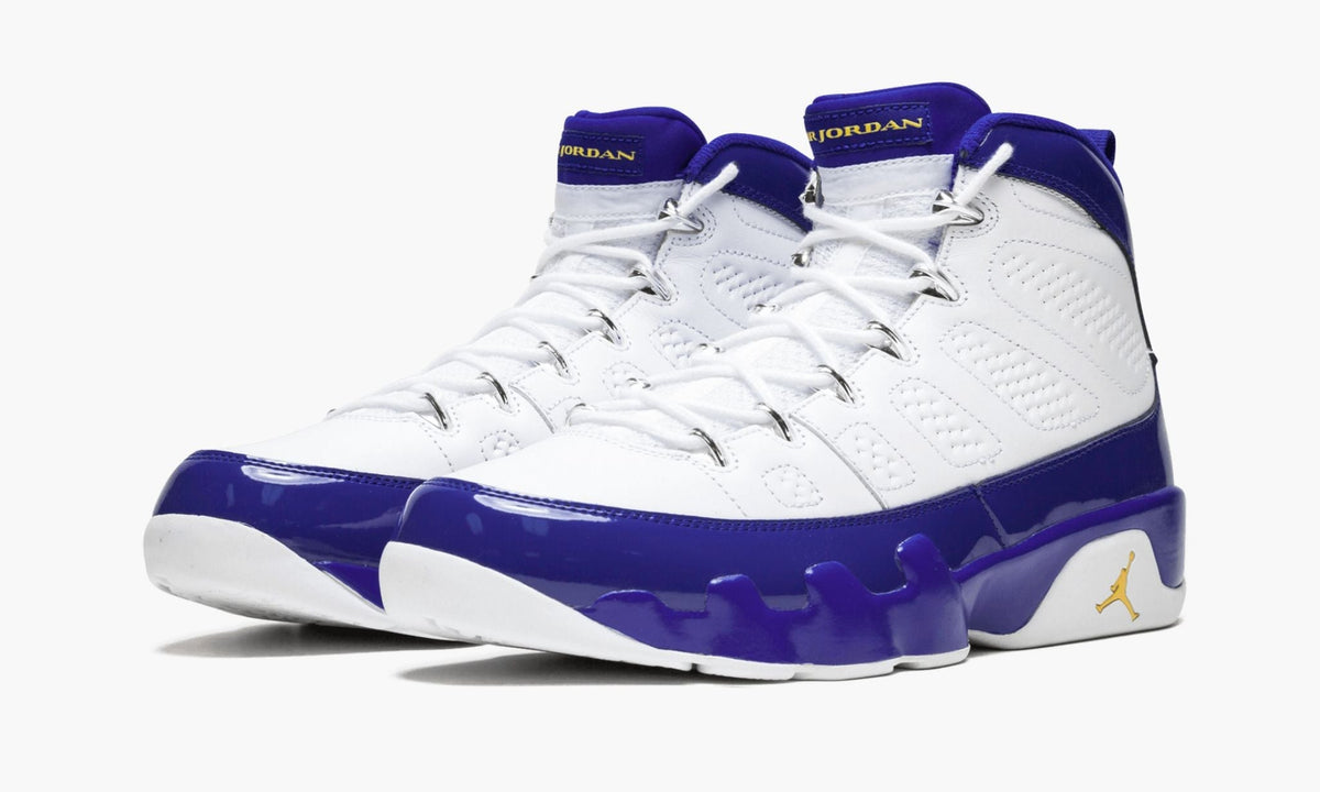 Kobe Sneakers - Air Jordan 9 Retro - product image from the listing.
