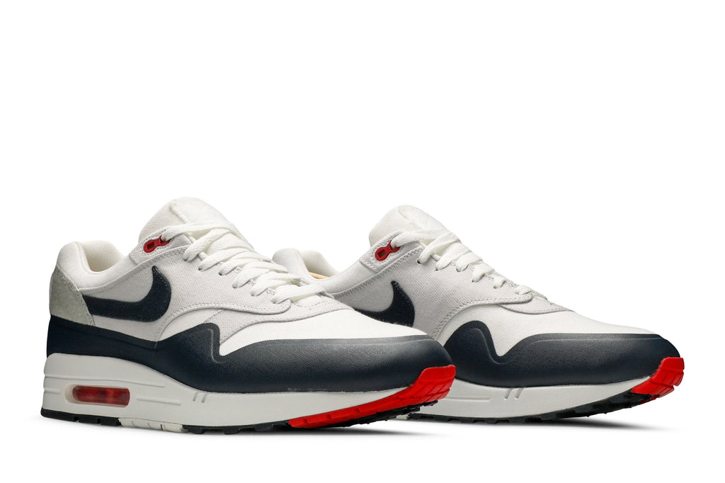Patch Paris Sneakers - Air Max 1 SP - product image from the listing.