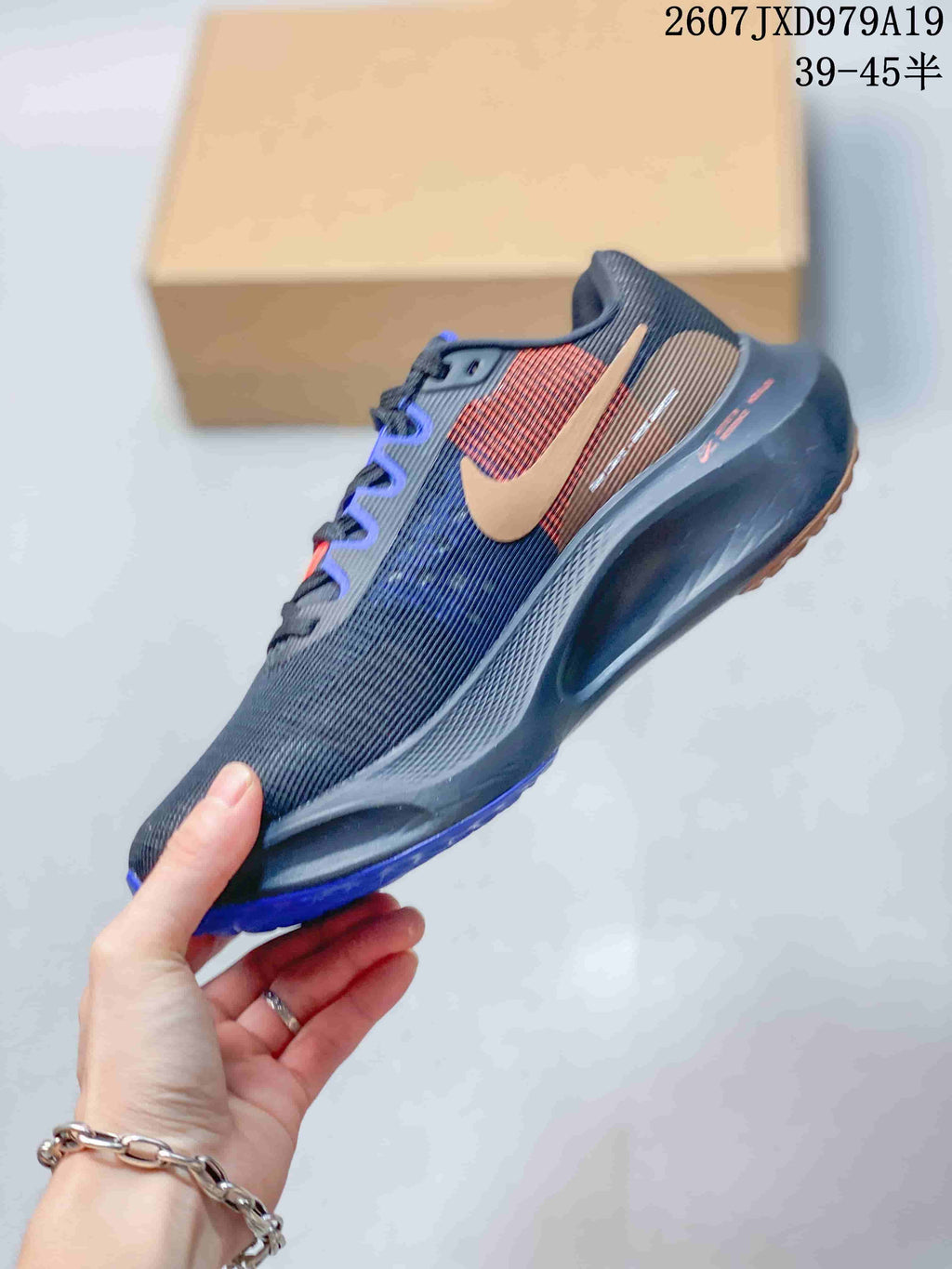 Nike Zoom Fly 5 PRM Running Shoes in Black Blue JXD979A19 - product image from the listing.