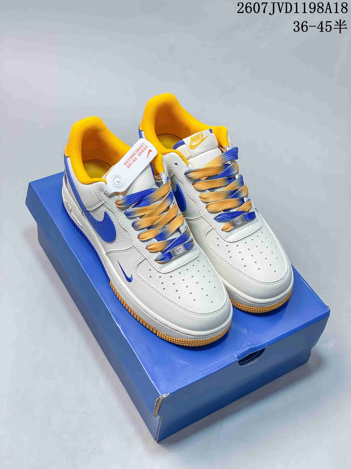 Nike Air Force 1 '07 Low Golden State Warriors Trainers - product image from the listing.