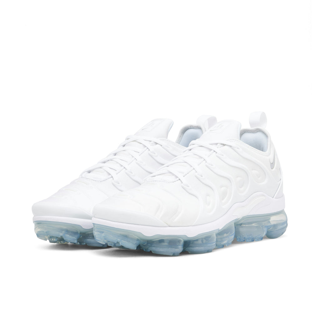 Nike Air Vapormax Plus in White Platinum - product image from the listing.