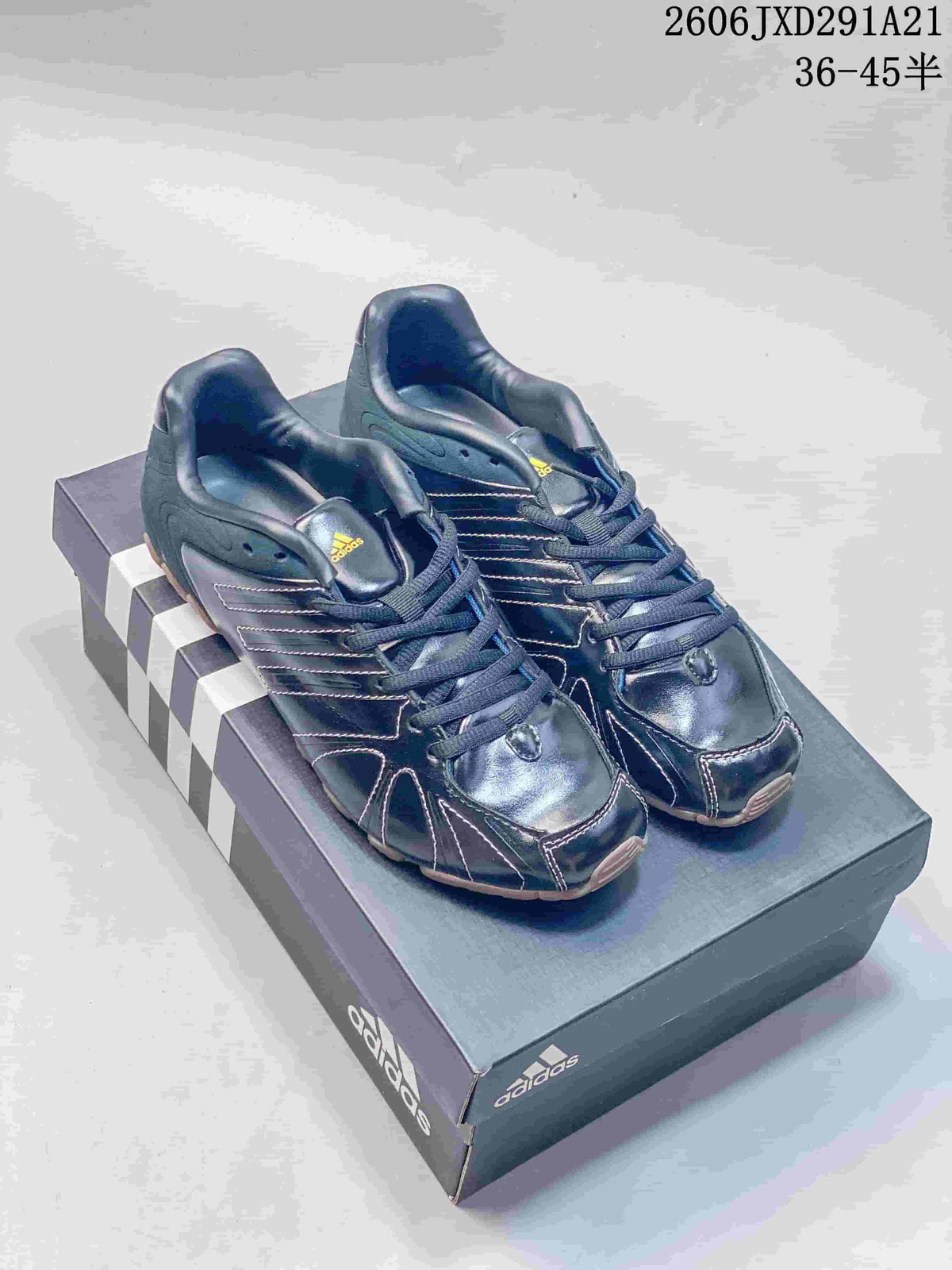 Adidas Originals Ghost Sprint Sneakers in Navy 2606JXD291A21 - product image from the listing.