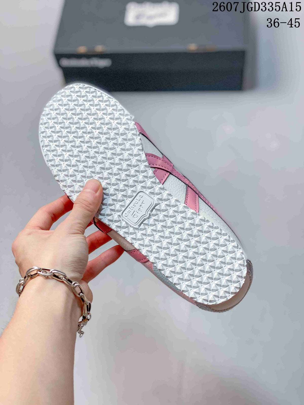 Onitsuka Tiger Mexico 66 Deluxe Sneakers in White Pink 2607JGD335A15 - product image from the listing.