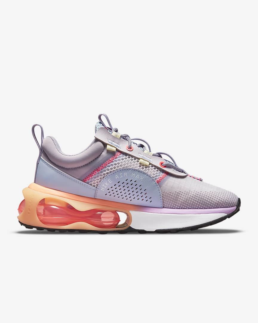 Sneakers - Nike Air Max 2021 DA1923-500 - product image from the listing.
