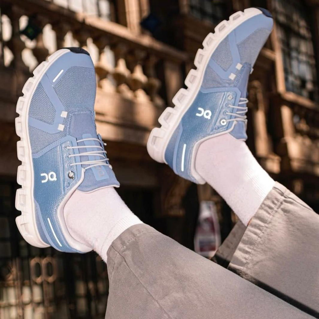 On Cloud 6 Chambray White Lifestyle Trainers - product image from the listing.