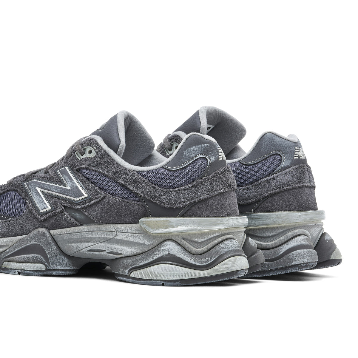 9060 Magnet by New Balance - product image from the listing.