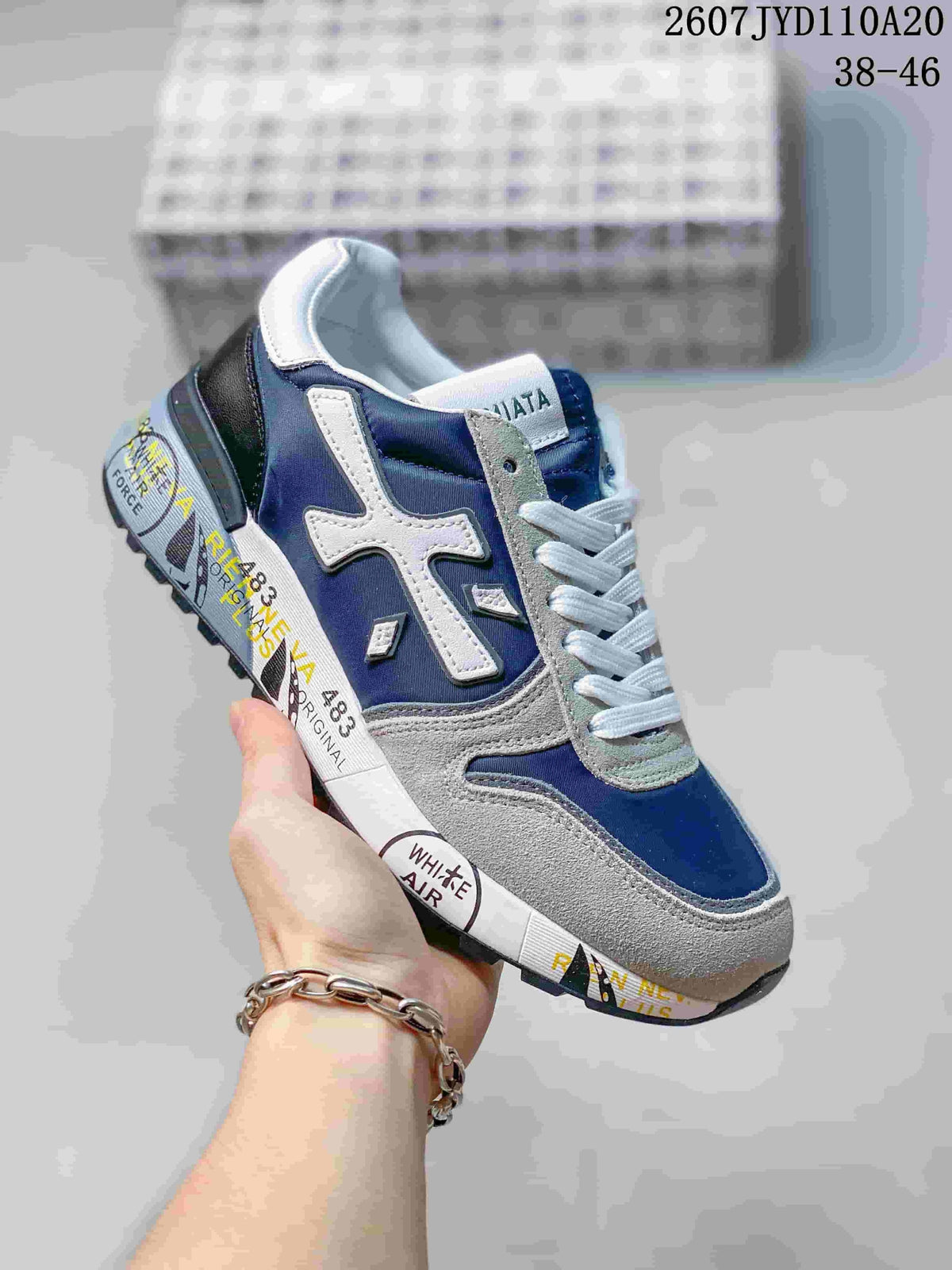 Men's Premiata 712500UOI Retro Casual Sneakers - product image from the listing.
