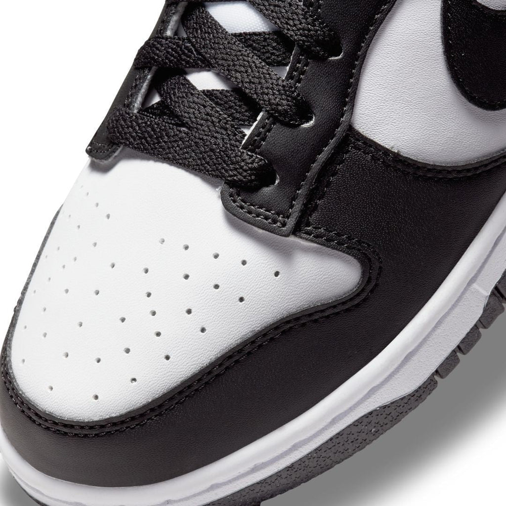 Dunk Low Retro White Black Panda Trainers - product image from the listing.