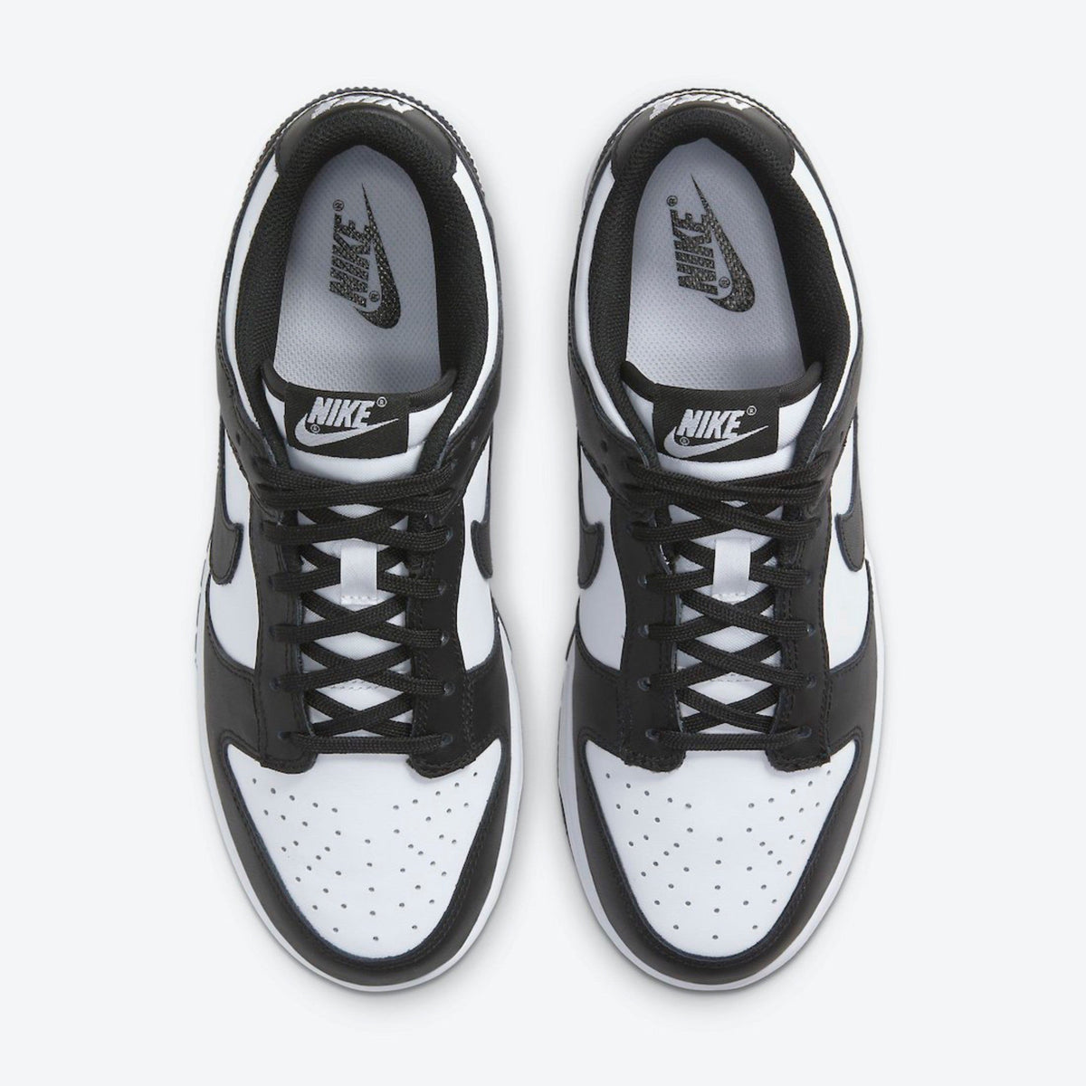 Dunk Low Retro White Black Panda Trainers - product image from the listing.