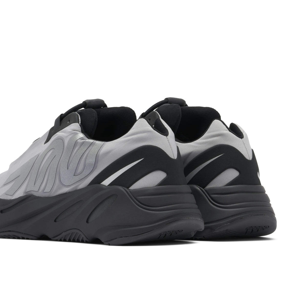 YEEZY 700 MNVN in METALLIC - product image from the listing.