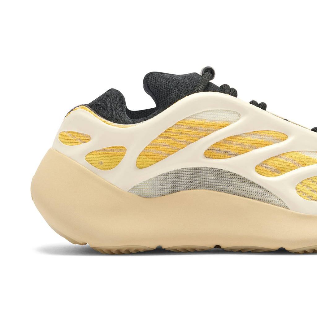 YEEZY BOOST 700 V3 SAFFLOWER - product image from the listing.