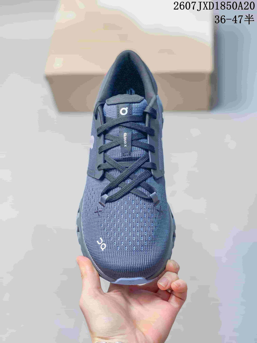 On Cloud X 4 Low-Cut Sneakers Dark Gray Blue 2607 JXD1850A20 - product image from the listing.