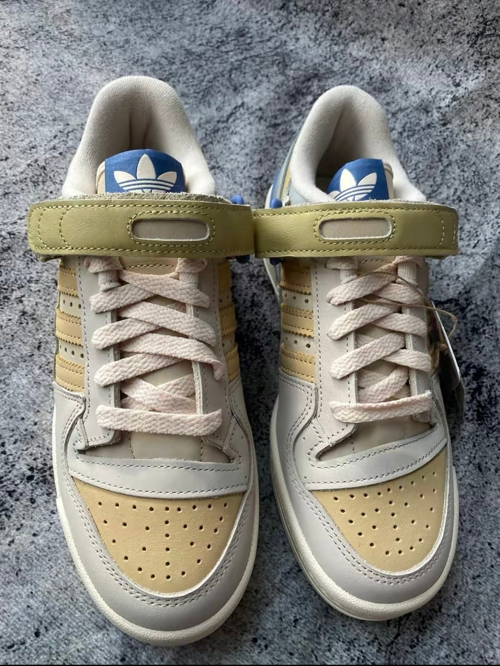 adidas Originals Forum 84 Low Concrete Jungle Trainers GX4575 - product image from the listing.