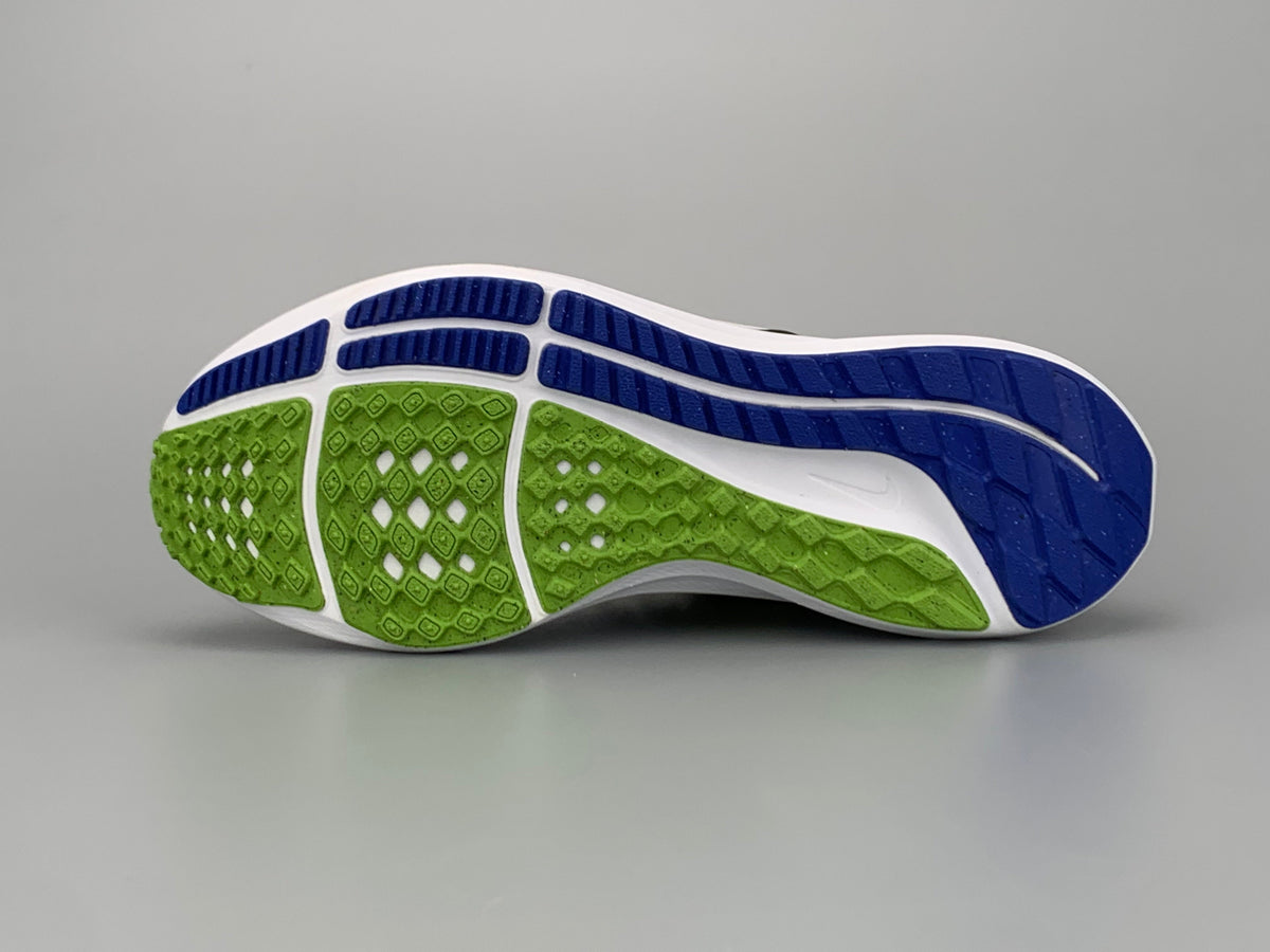 Nike Air Zoom Pegasus 39 Running Shoes in White Green DX1627-100 - product image from the listing.