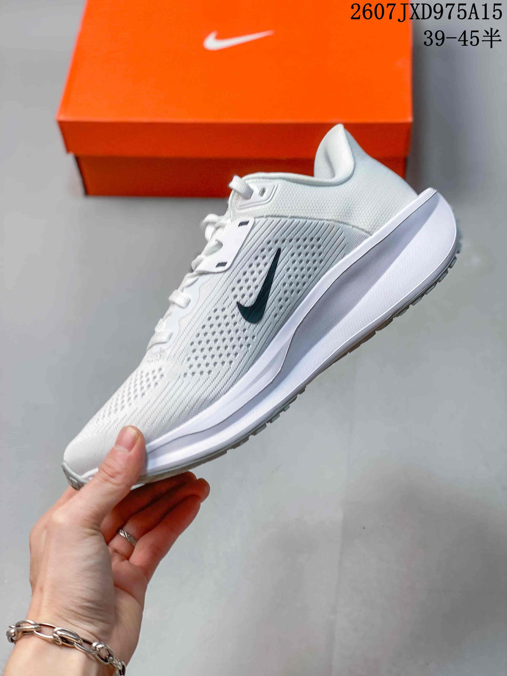Nike Quest 6 White Low-Top Sneakers for Running - product image from the listing.