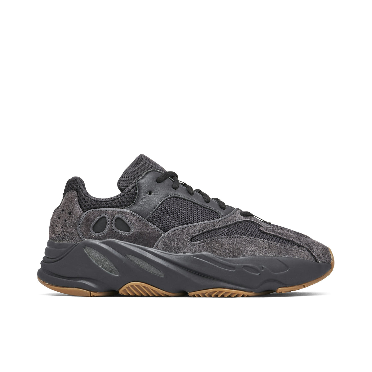 YEEZY 700 UTILITY in BLACK - product image from the listing.