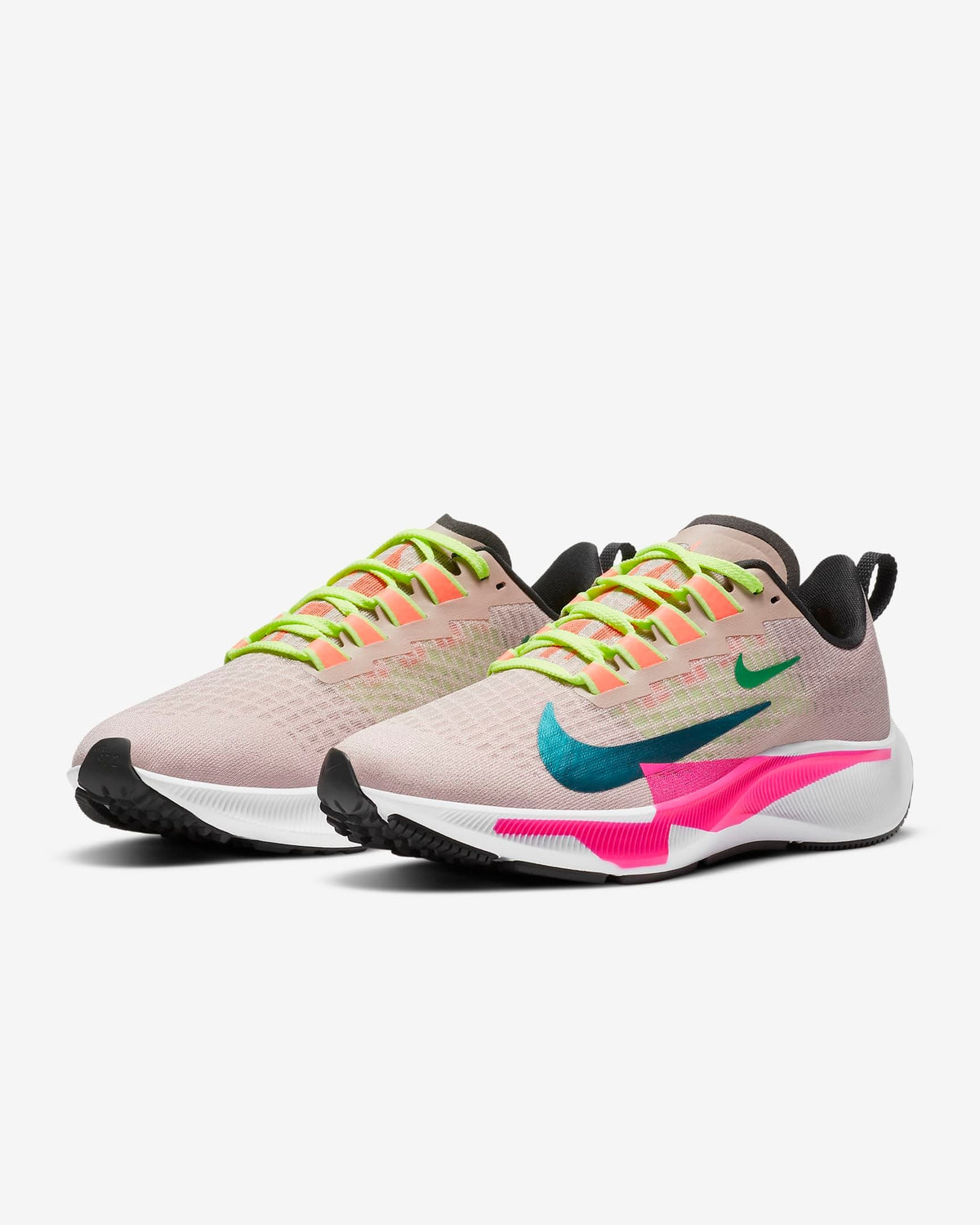 Nike Air Zoom Pegasus 37 PRM CQ9977-600 Shoes for Running - product image from the listing.