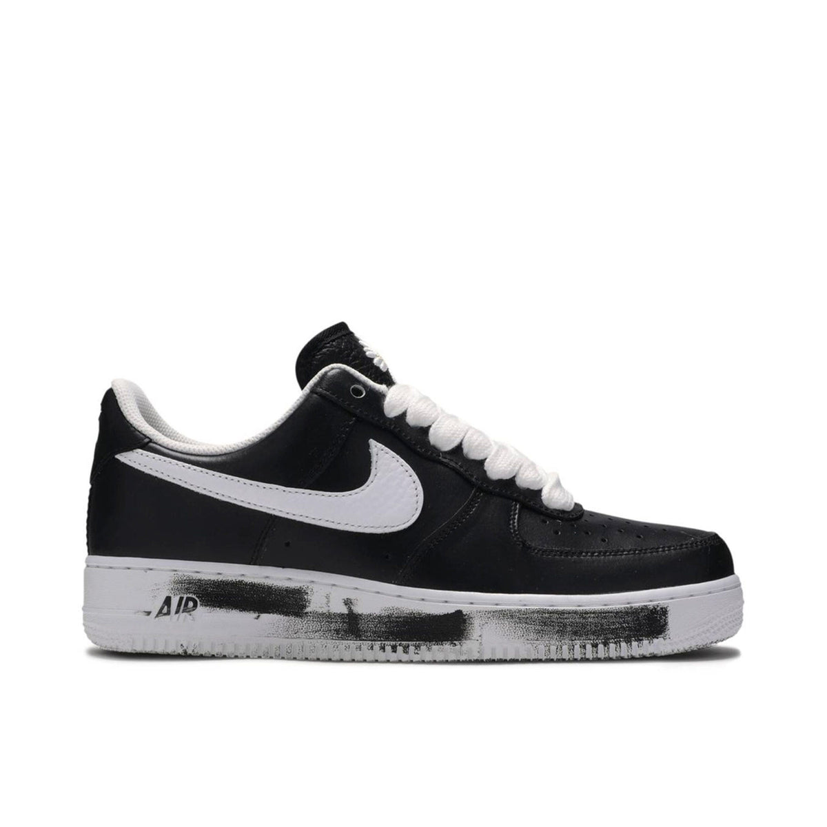 G-Dragon PEACEMINUSONE x Nike Air Force 1 Para-Noise Sneakers in Black - product image from the listing.