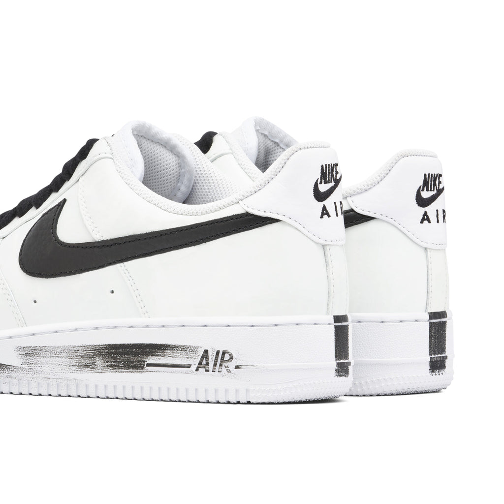 G-Dragon PEACEMINUSONE x Nike Air Force 1 Para-Noise Sneakers in White - product image from the listing.