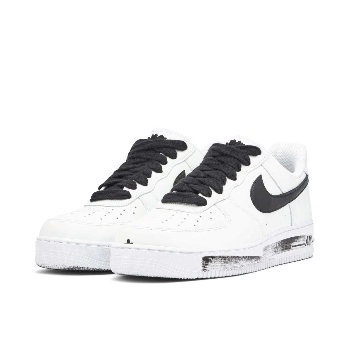 G-Dragon PEACEMINUSONE x Nike Air Force 1 Para-Noise Sneakers in White - product image from the listing.