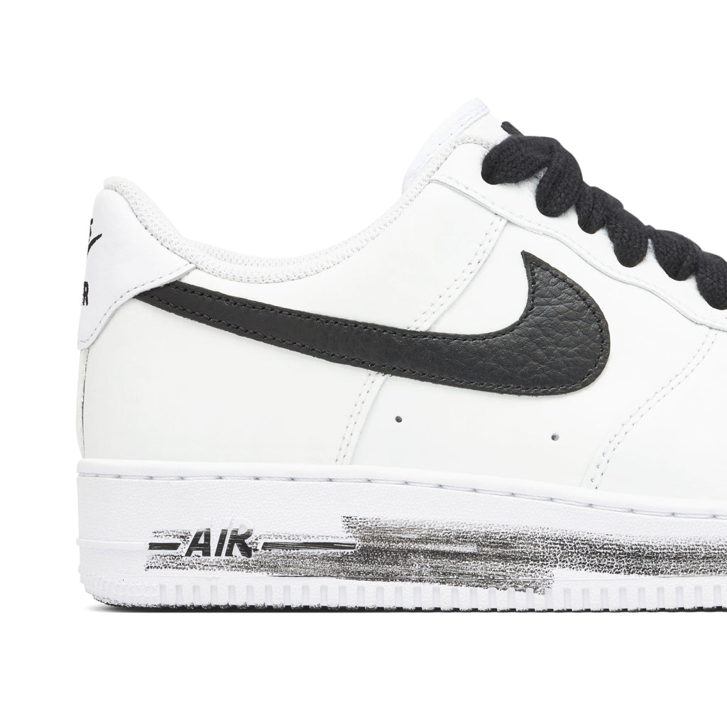 G-Dragon PEACEMINUSONE x Nike Air Force 1 Para-Noise Sneakers in White - product image from the listing.