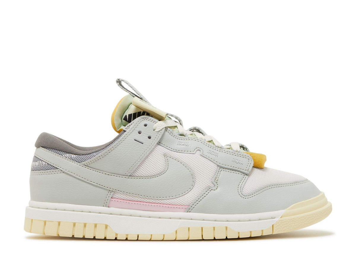 "Mint Foam" Nike Air Dunk Jumbo Sneakers - product image from the listing.