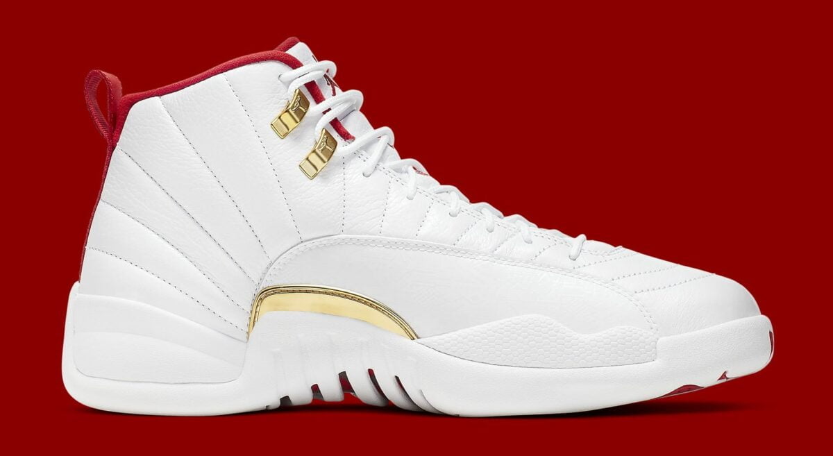 FIBAs Sneakers - Jordan 12 Retro - product image from the listing.