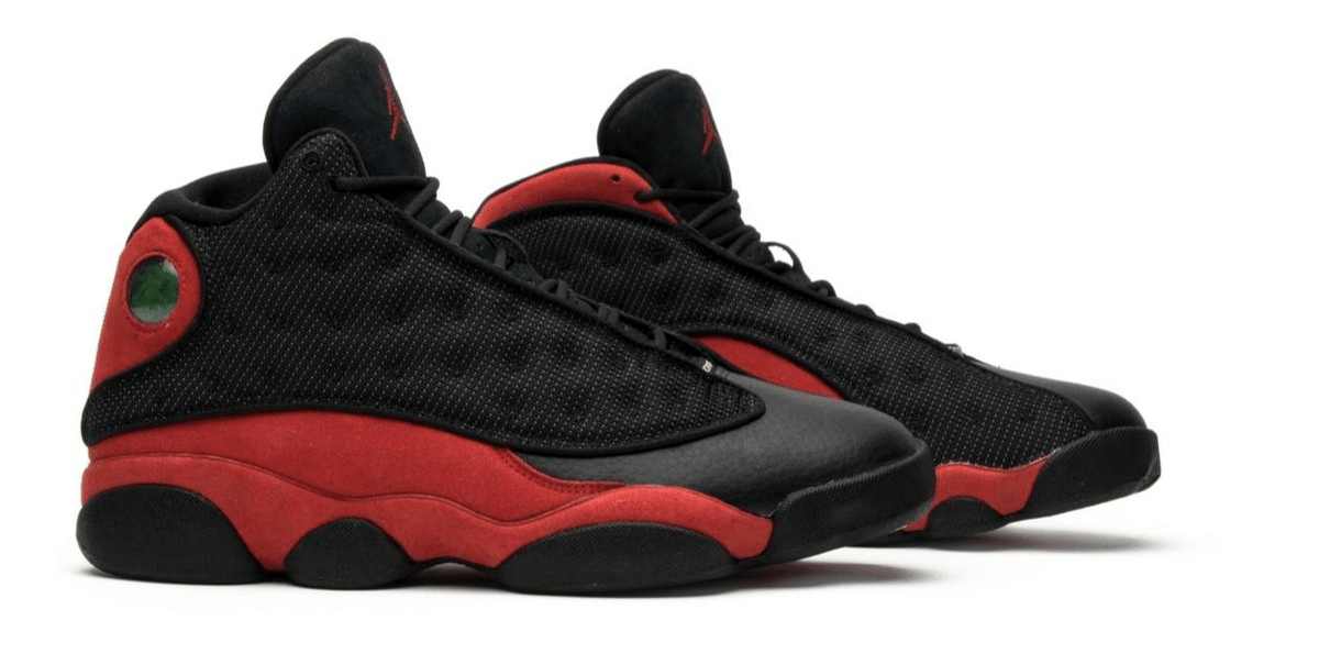 Bred Sneakers - Jordan 13 Retro - product image from the listing.