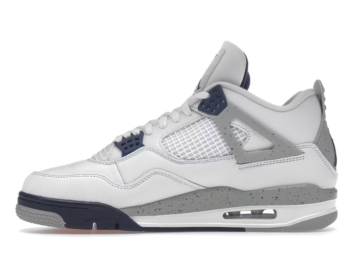 Jordan 4 Retro Sneakers in Midnight Navy - product image from the listing.