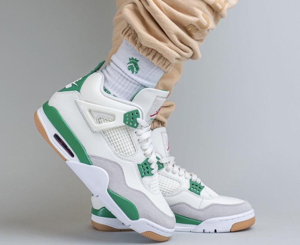 Jordan 4 Retro SB Pine Sneakers in Green - product image from the listing.