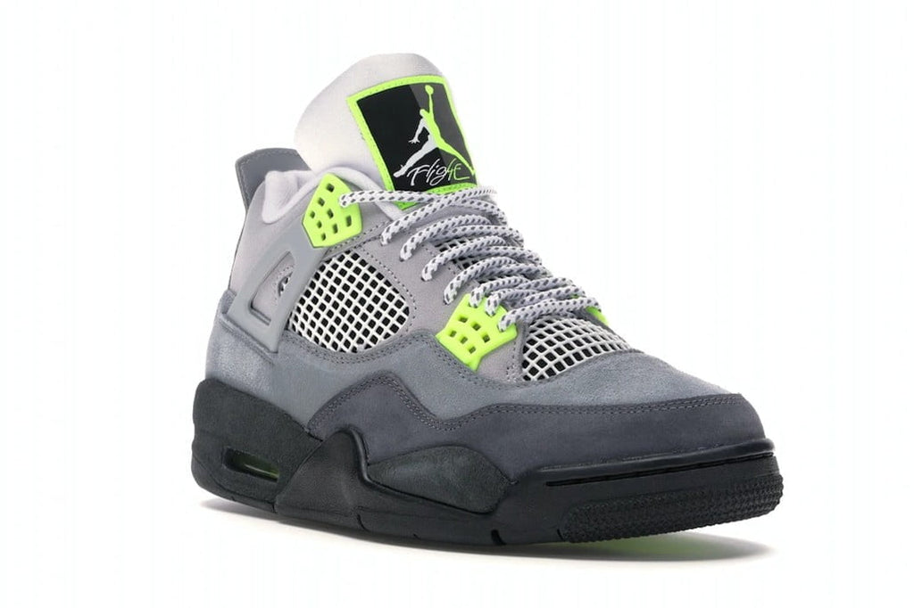 95 Neon Sneakers - Jordan 4 Retro SE - product image from the listing.