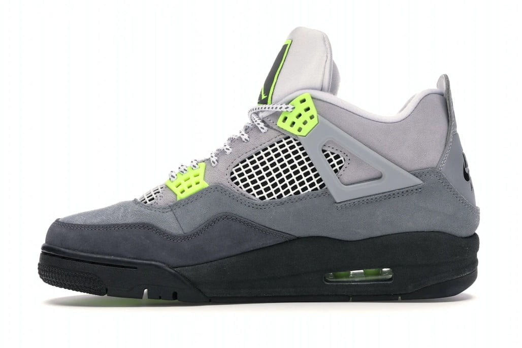 95 Neon Sneakers - Jordan 4 Retro SE - product image from the listing.