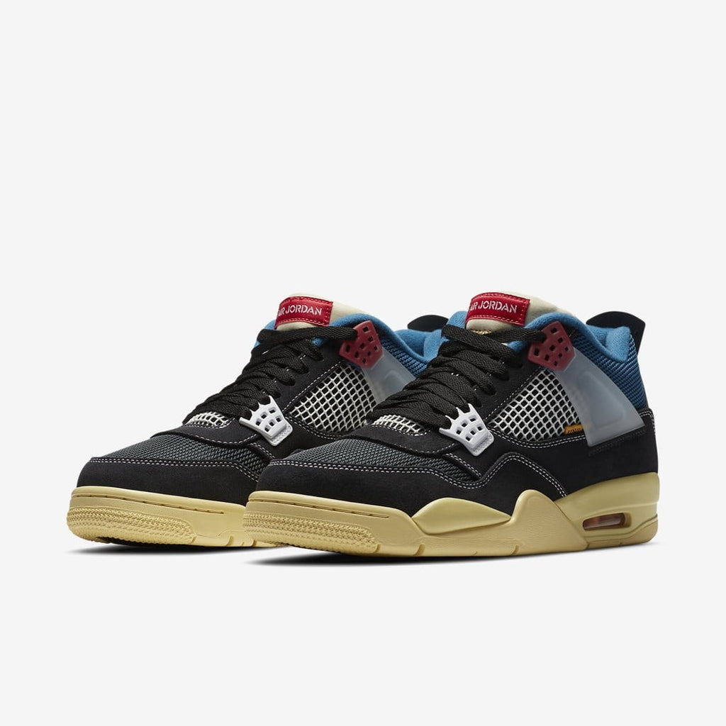 Union Off Noir Sneakers - Jordan 4 Retro - product image from the listing.