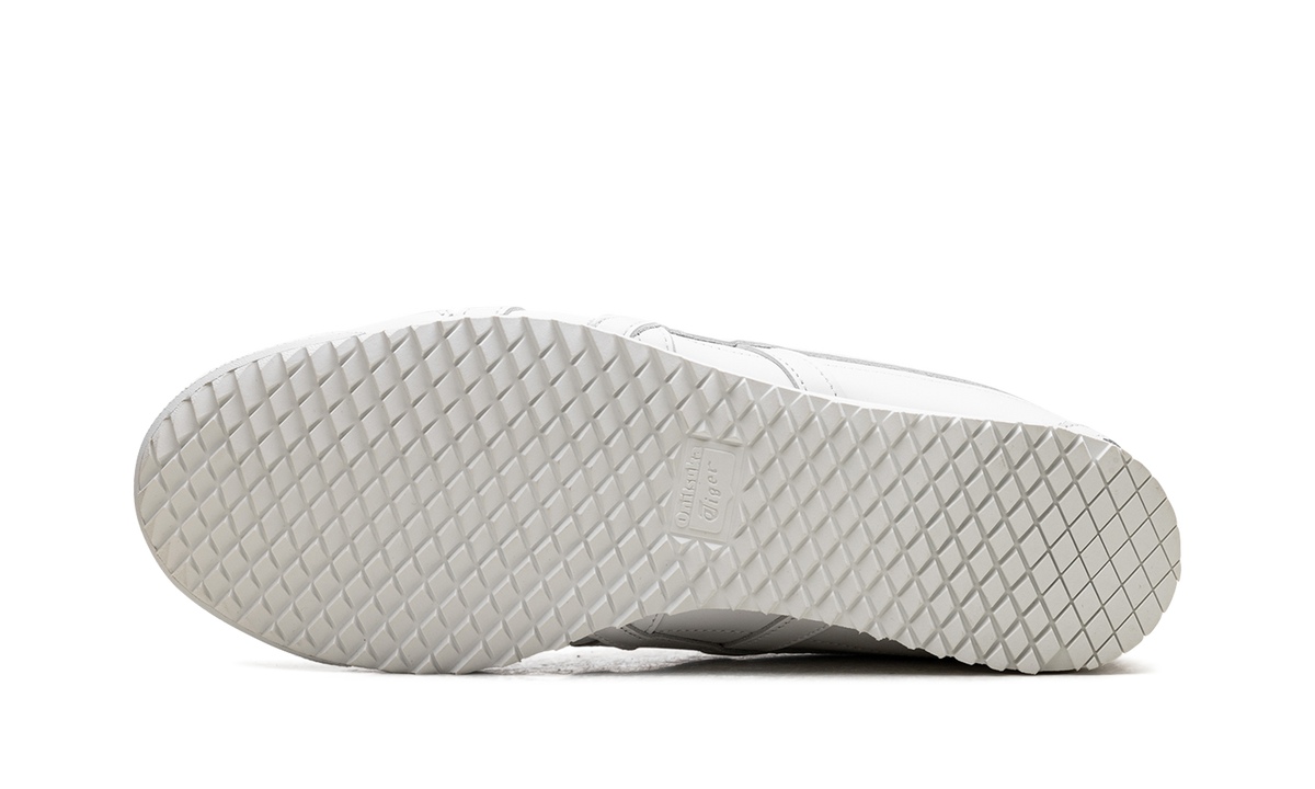 Triple White - Onitsuka Tiger Mexico 66 SD Sneakers - product image from the listing.