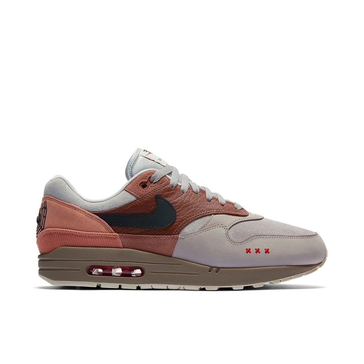 Amsterdam Sneakers - Nike Air Max 1 - product image from the listing.