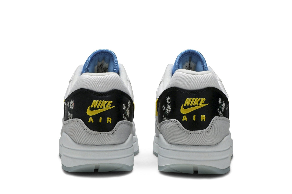 Daisy Sneakers - Nike Air Max 1 - product image from the listing.