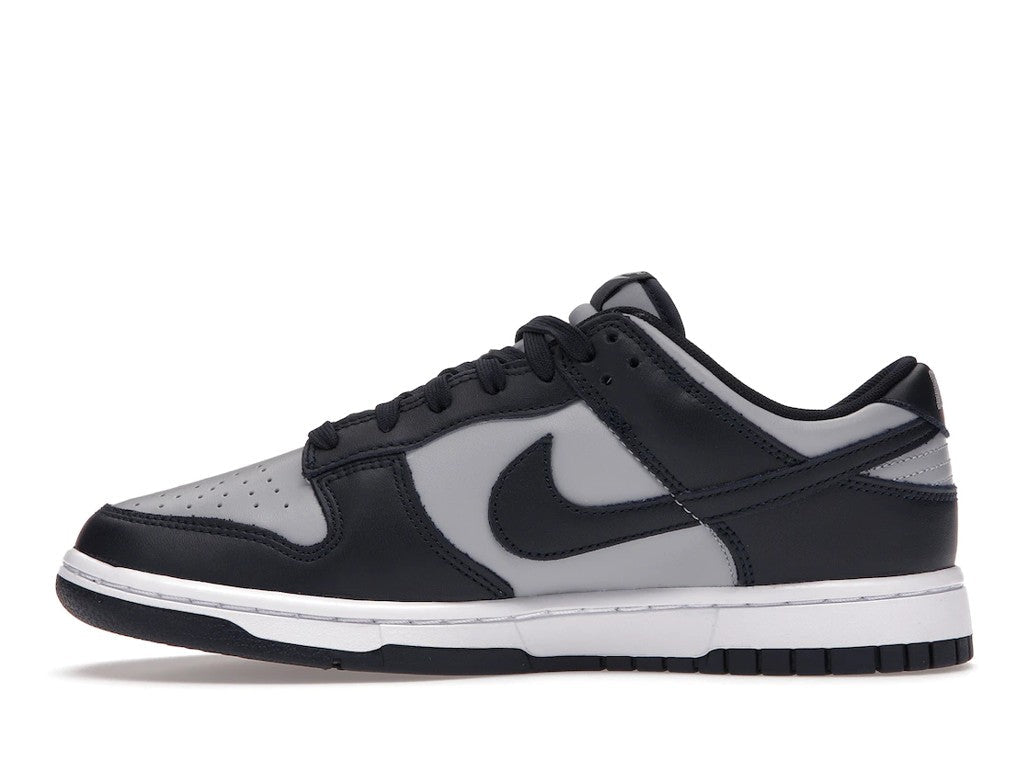 Nike Dunk Low Georgetown Trainers - product image from the listing.