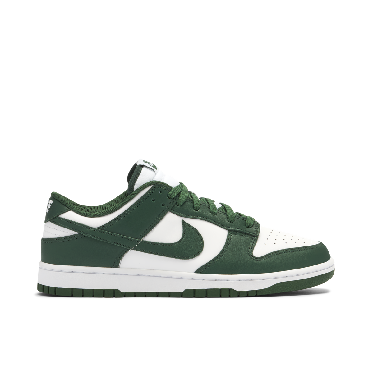 Nike Dunk Low Michigan State Trainers - product image from the listing.