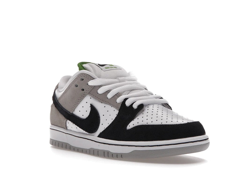 Nike SB Dunk Low Chlorophyll Trainers - product image from the listing.