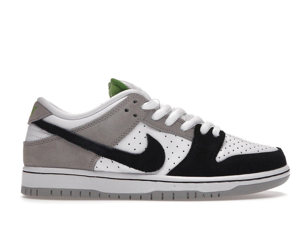 Nike SB Dunk Low Chlorophyll Trainers - product image from the listing.