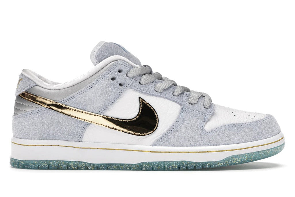 Nike SB Dunk Low Sean Cliver Trainers - product image from the listing.