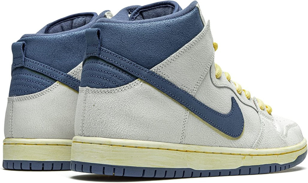 Nike SB x Atlas Dunk High Lost At Sea Trainers - product image from the listing.