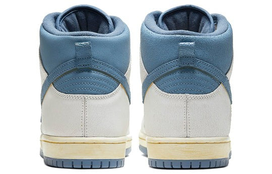 Nike SB x Atlas Dunk High Lost At Sea Trainers - product image from the listing.